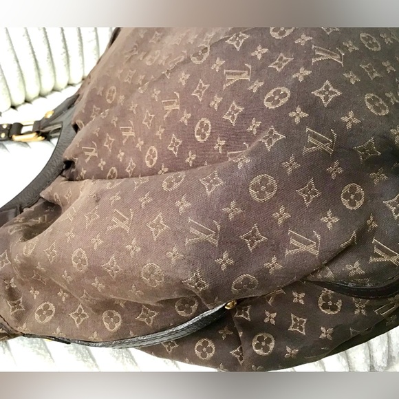 Louis Vuitton Bags - Picture 12 of 16